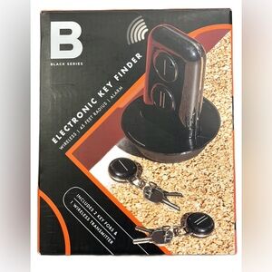 BLACK SERIES Electronic Key Finder - 2 Key Fobs & 1 Wireless Transmitter NWT